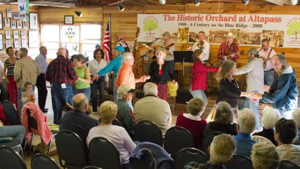 Music and Dance at the Orchard at Altapass, Spruce Pine, NC